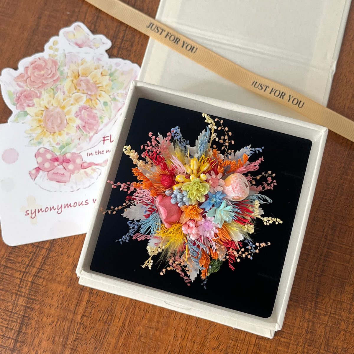Cotton Candy preserved flower ring in gift box with floral greeting card — Eco Perennial