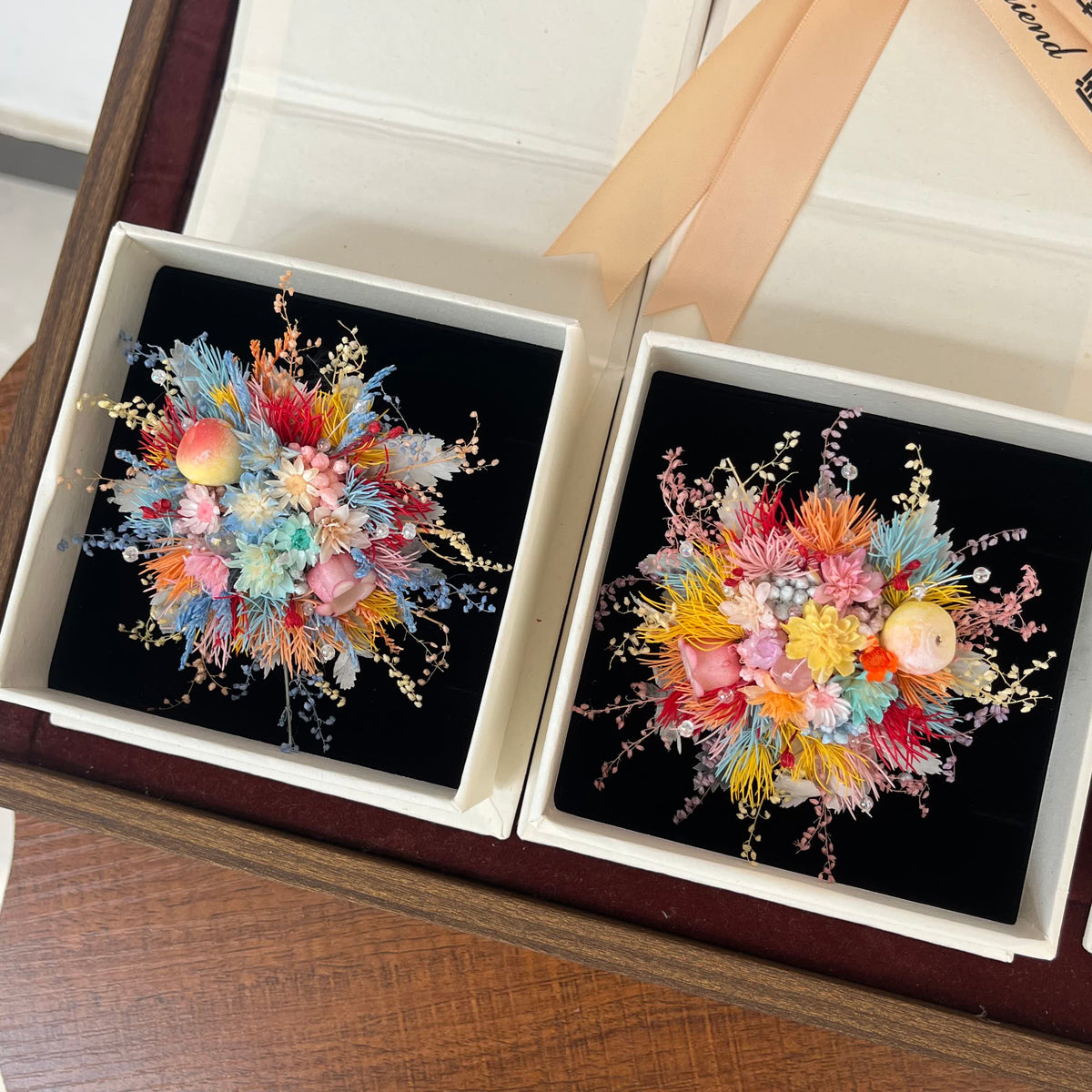 Two Cotton Candy preserved flower rings in gift boxes — Eco Perennial
