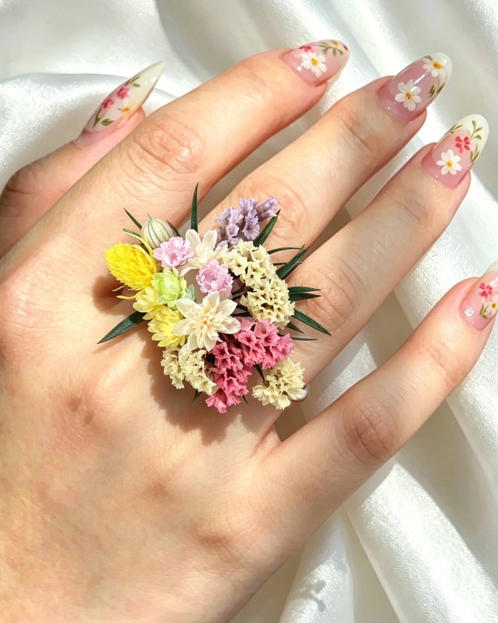 "Artisan’s Surprise" Preserved Flower Ring | Handcrafted Unique Wildflower Bouquet - Eco Perennial