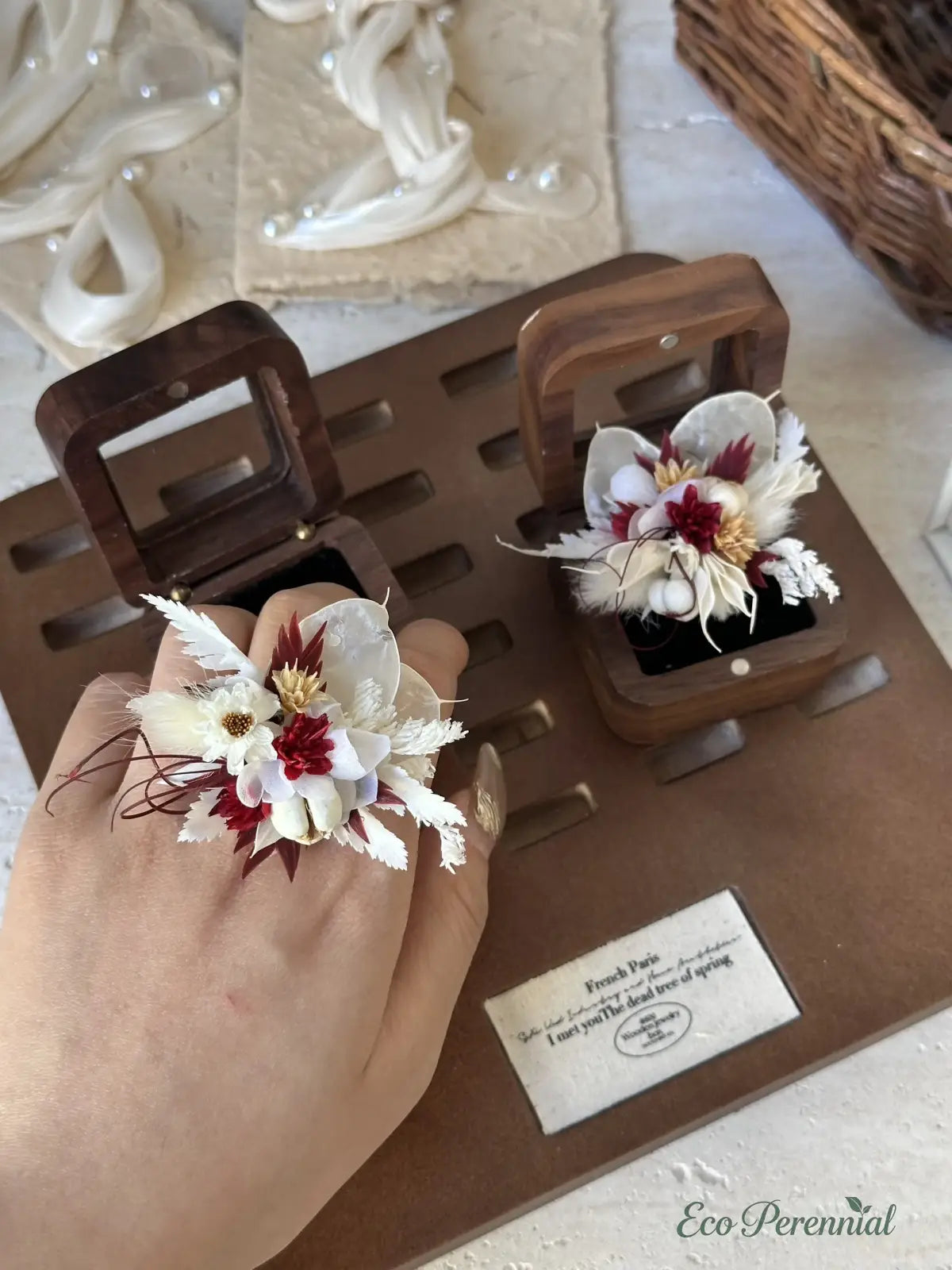 Burgundy & White Preserved Flower Ring – Handcrafted Eternal Floral Jewelry | Realistic Faux Silk Flowers for Home Decor - Eco Perennial