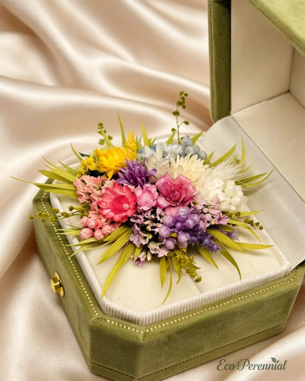 Handcrafted Preserved Flower Ring | ’Secret Garden’ Wild Garden Series - Eco Perennial (Copy) - Jewelry