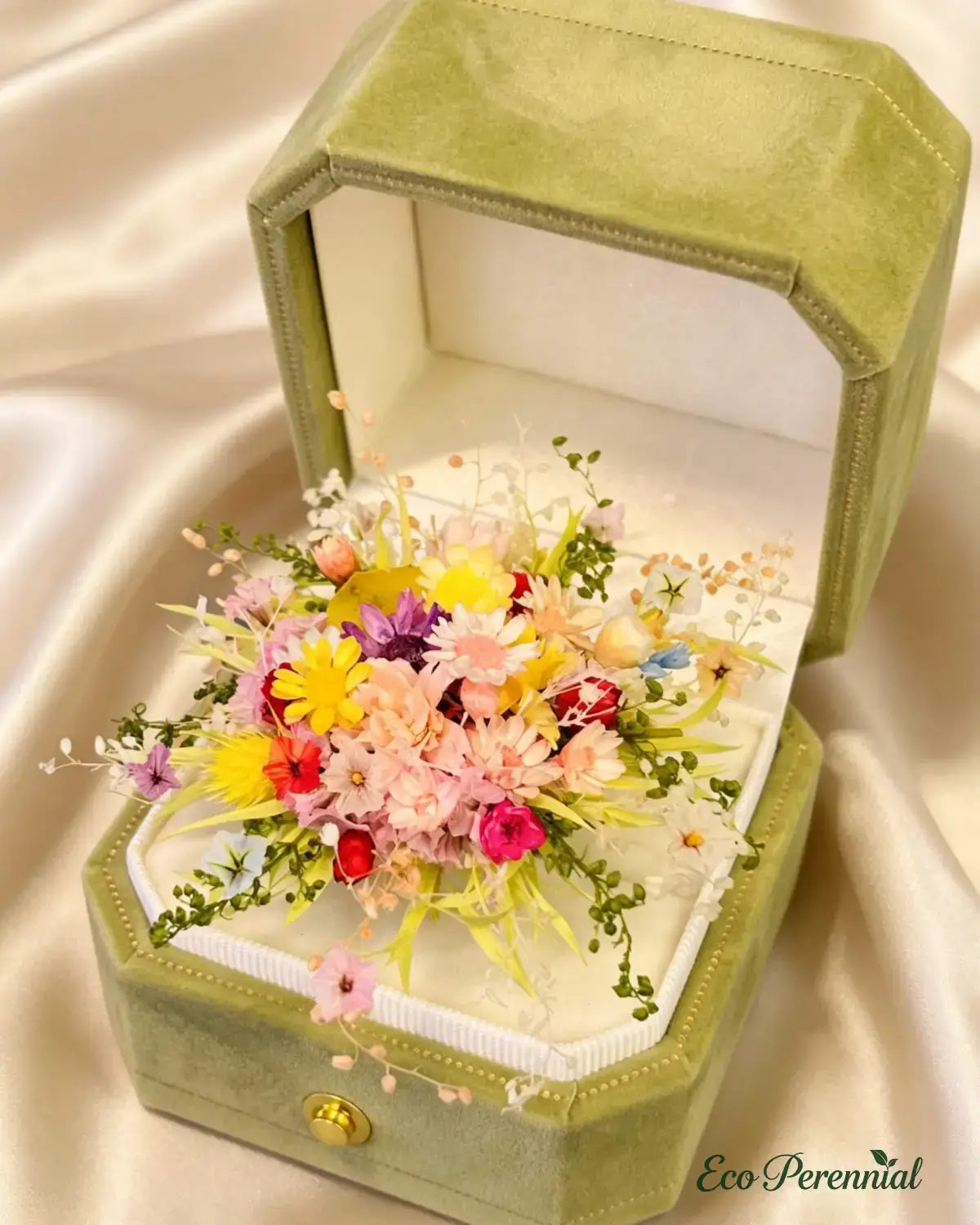 Preserved Flower Ring | Miniature Wildflower Bouquet | Eco Perennial - Pink/White/Green - Jewelry