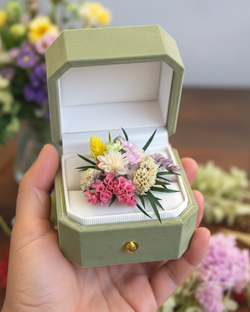 "Artisan’s Surprise" Preserved Flower Ring | Handcrafted Unique Wildflower Bouquet - Eco Perennial | Realistic Faux Silk Flowers for Home Decor - Eco Perennial