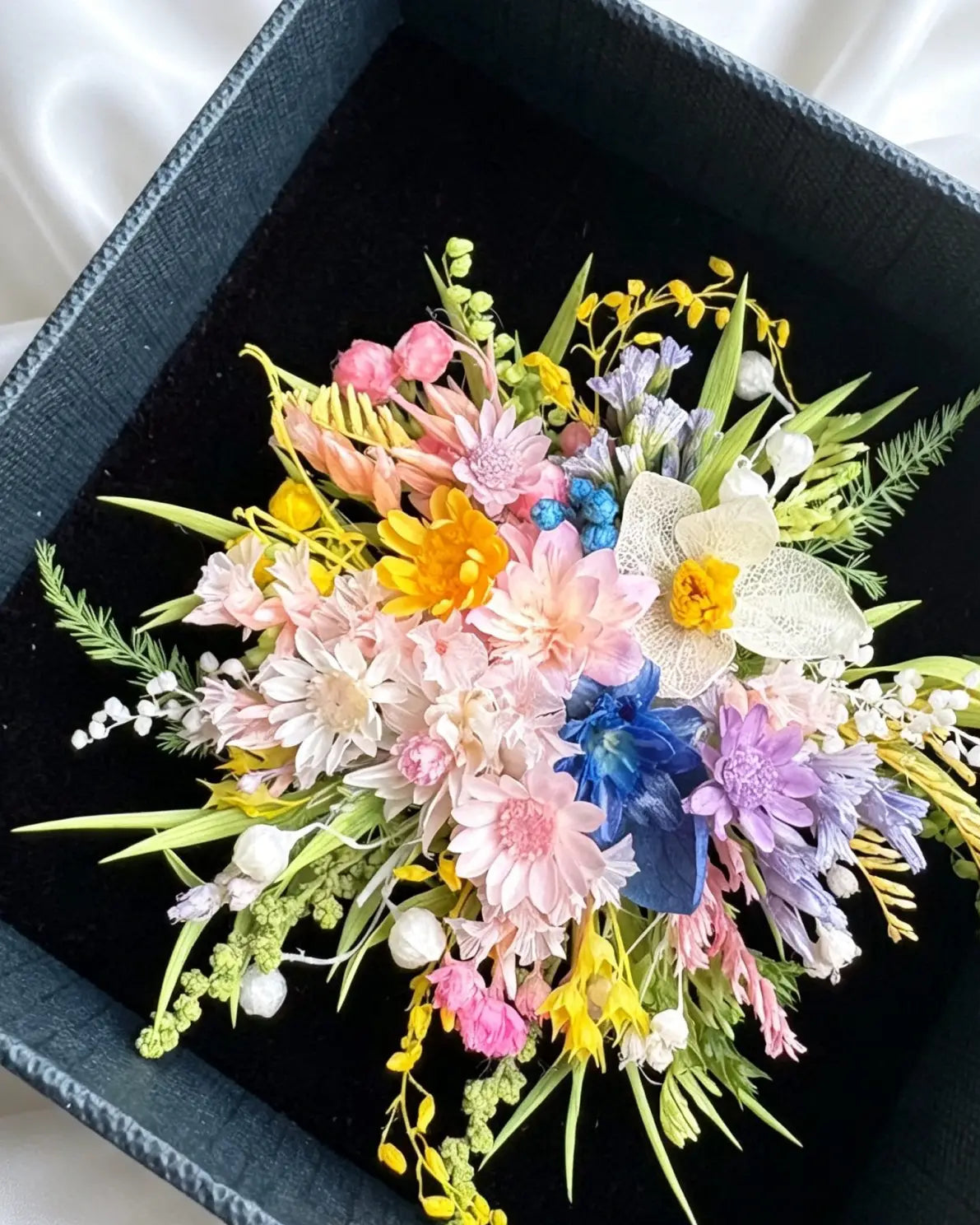 Handcrafted Preserved Flower Ring | ’Secret Garden’ Bouquet - Eco Perennial - Pink/Yellow/Purple - Jewelry