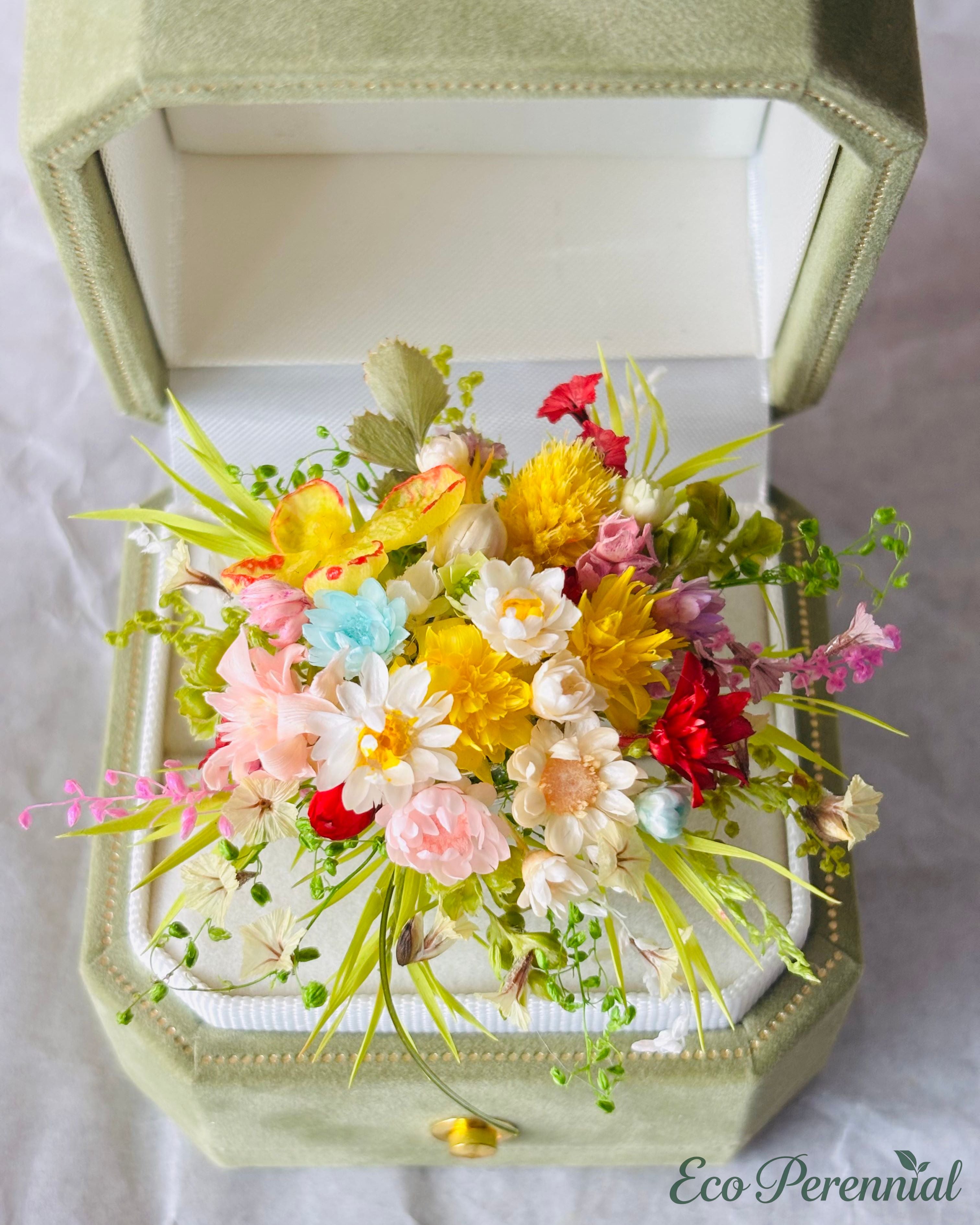 Preserved Flower Ring | Handcrafted Wildflower Floral Jewelry - Eco Perennial
