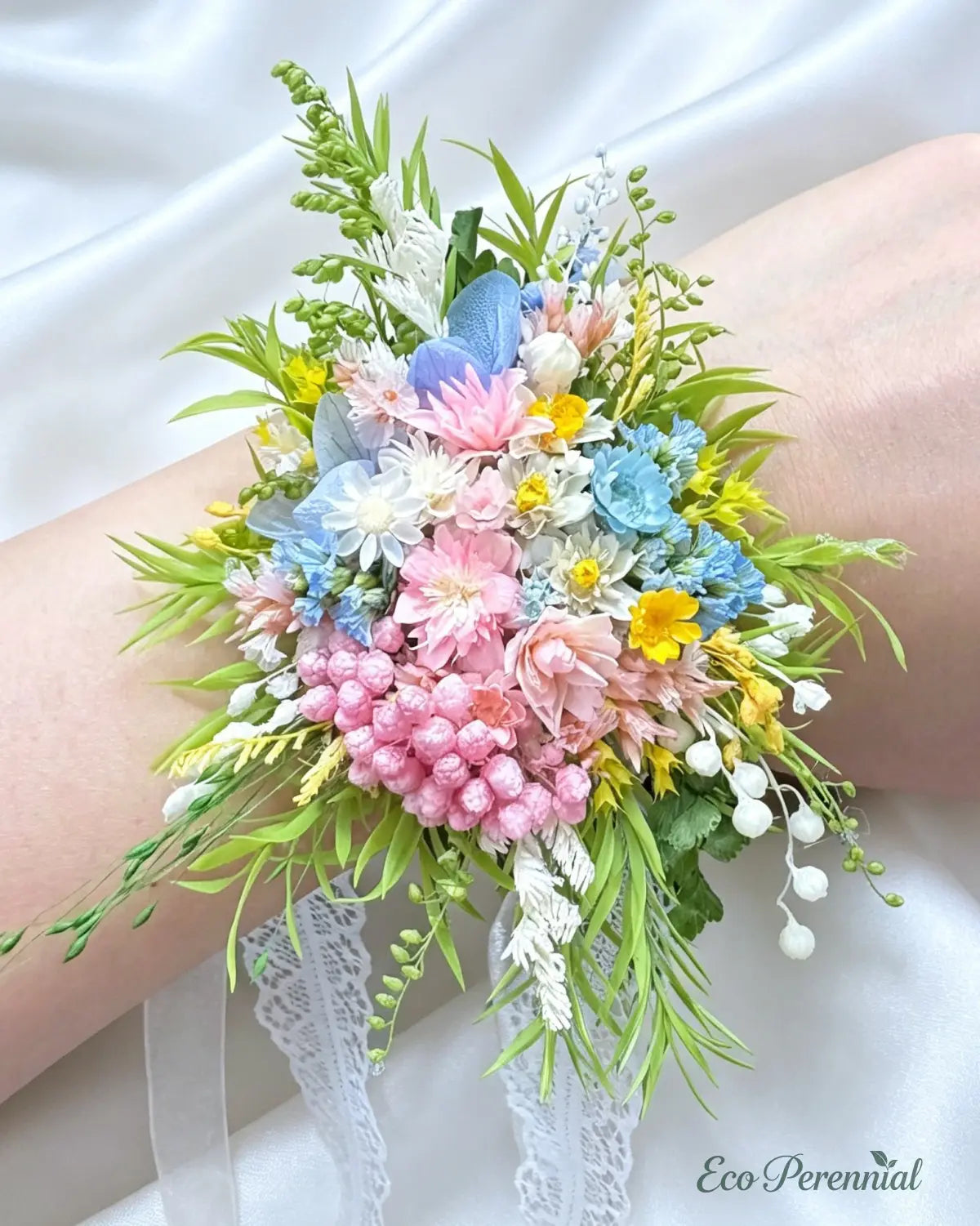 Handcrafted Preserved Flower Ring | ’Secret Garden’ Bouquet - Eco Perennial - Blue/Pink - Jewelry