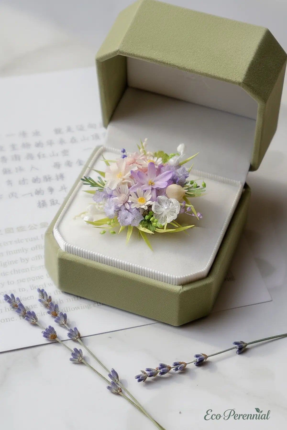 Violet Garden Preserved Flower Ring – Handcrafted Eternal Floral Jewelry | Realistic Faux Silk Flowers for Home Decor - Eco Perennial