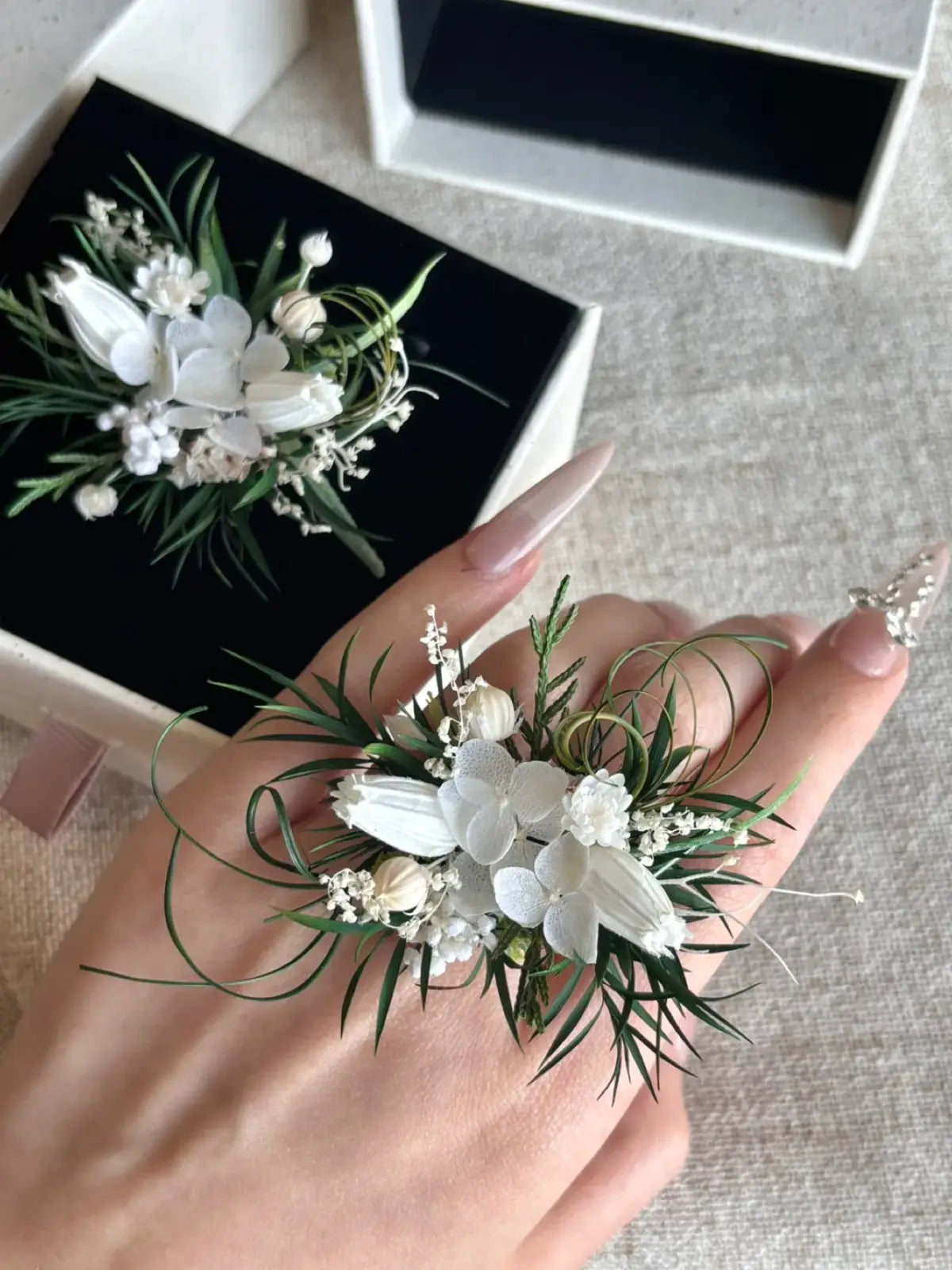 White Garden Preserved Flower Ring – Handcrafted Bridal Floral Jewelry | Realistic Faux Silk Flowers for Home Decor - Eco Perennial